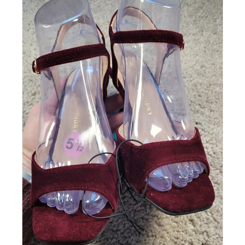 Chinese Laundry Lynwood Velvet Heels Merlot Kitten Sandals NWOT 5.5 - Picture 4 of 10